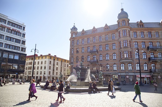 The popular Järntorget square